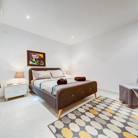 Waterfront 3br - St Angelo - Sleeps 6