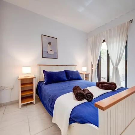 Waterfront 3br - St Angelo - Sleeps 6 *